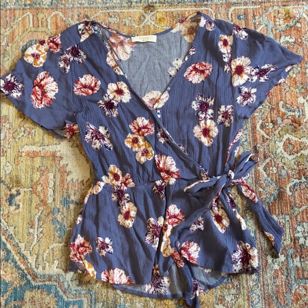 Floral wrap top